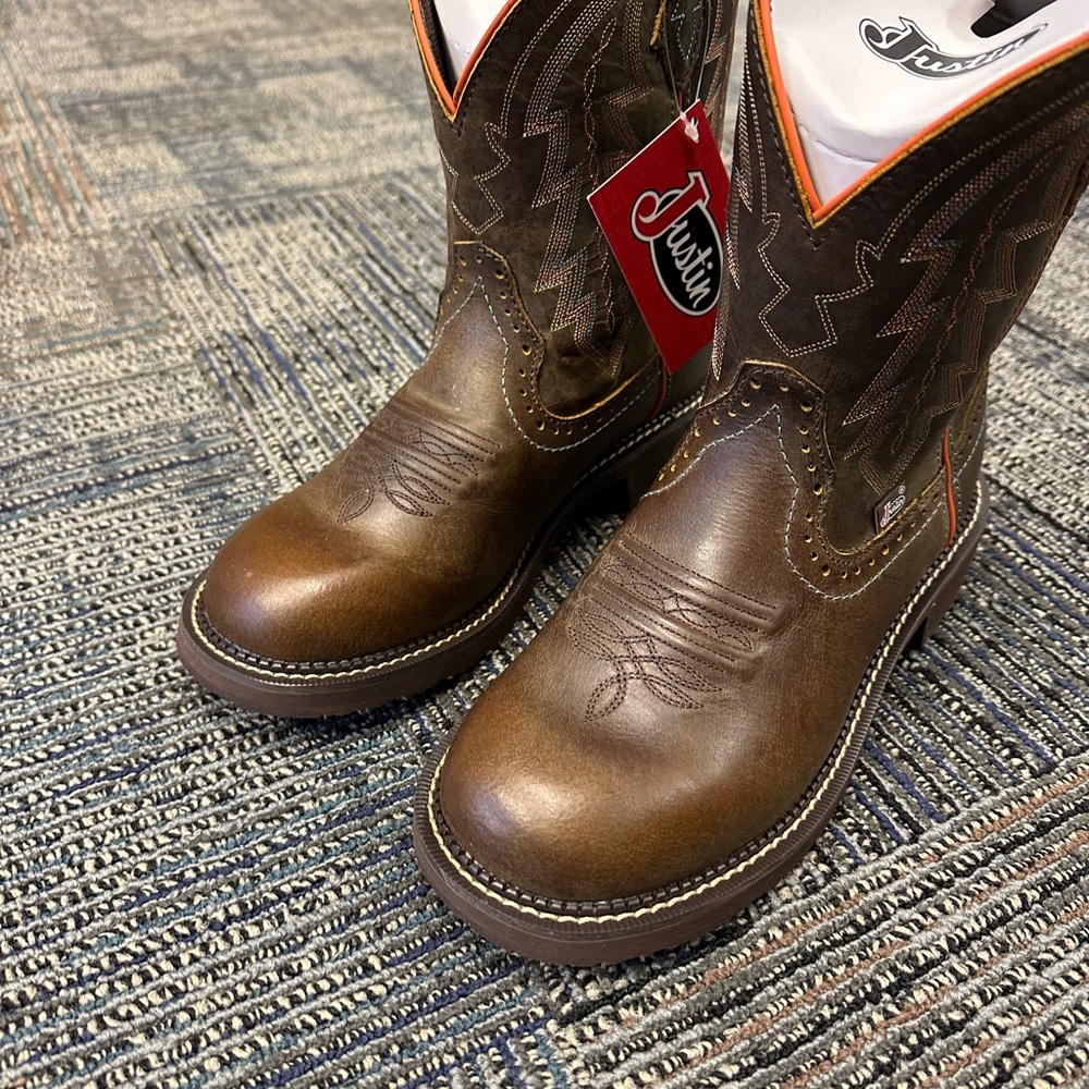 Justin Boots Lyla Brown Cowboy Boots - Brown